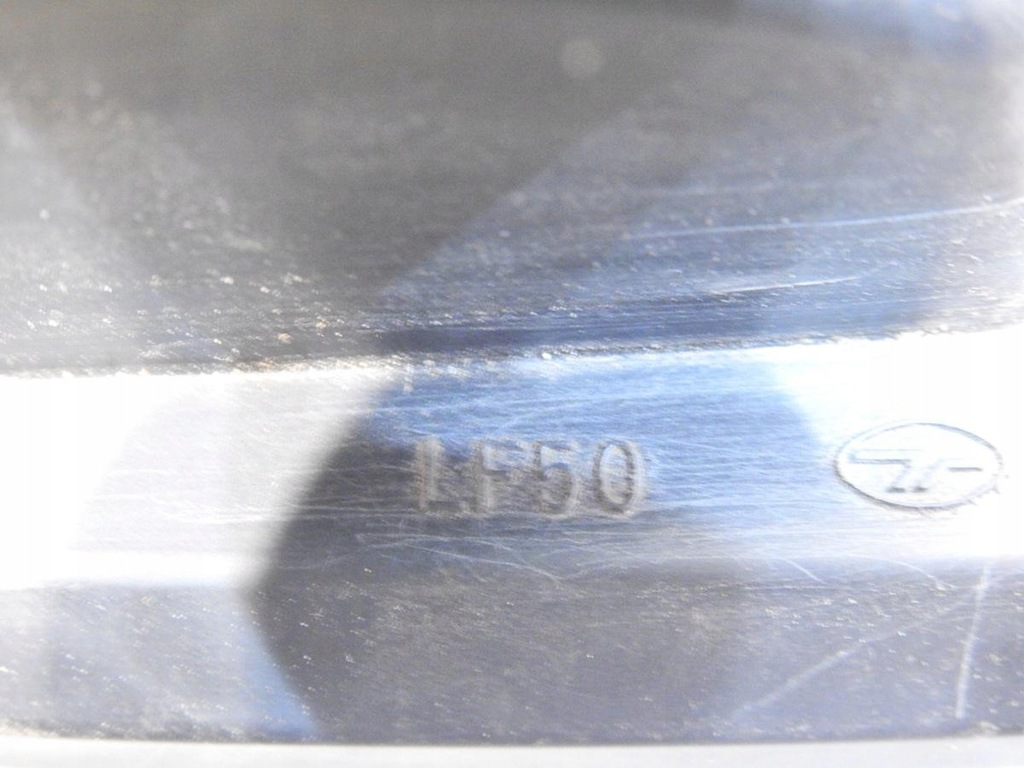 фото №8, Корпус фильтра воздуха mazda 5 i 2.0 16v