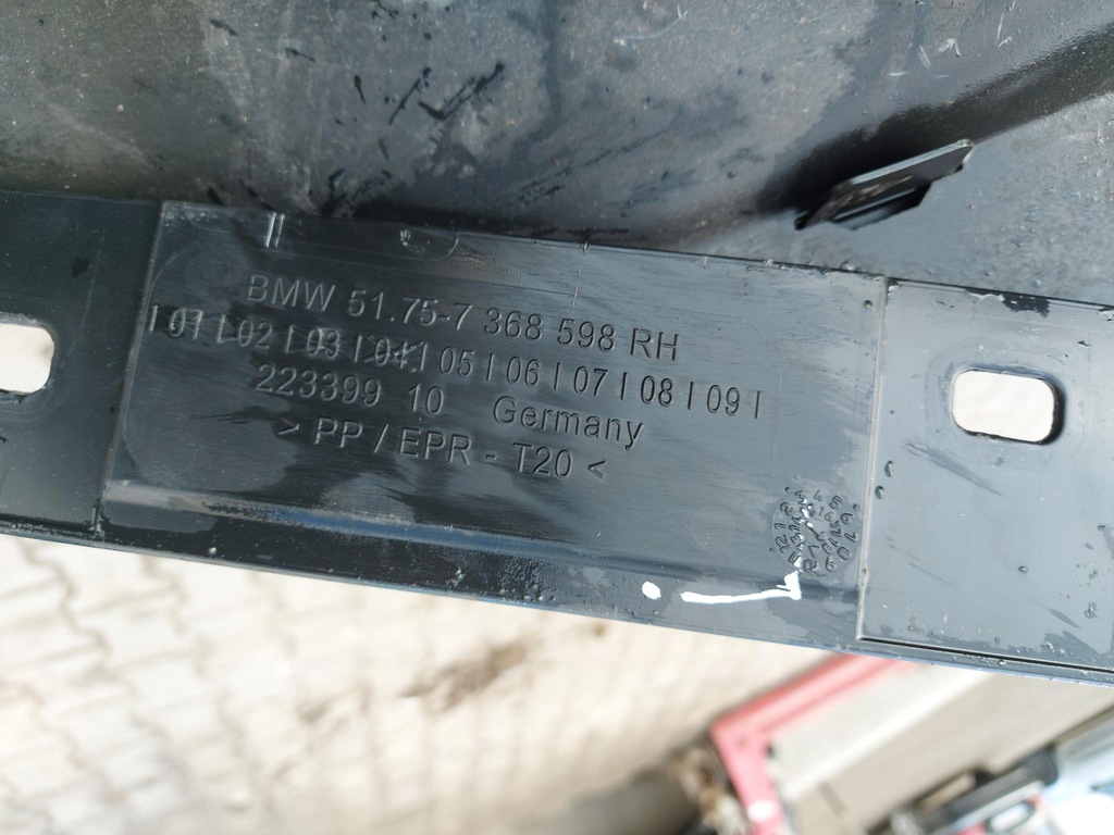 фото №8, Bmw i3 i01 молдинг накладка поріг права 7368598