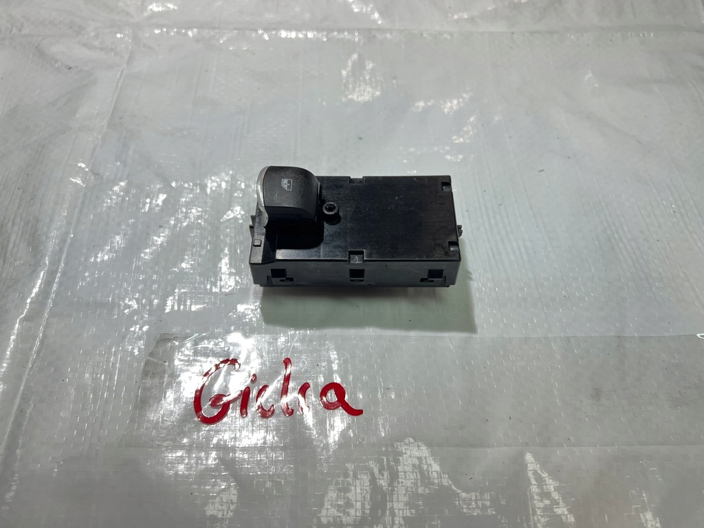 фото №1, Alfa romeo giulia переключатель окон правый передний