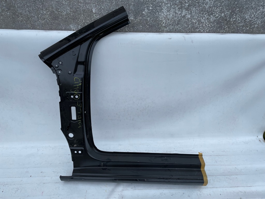 фото №1, Up mii citigo блок двигателя порог левый новый 1st809605e