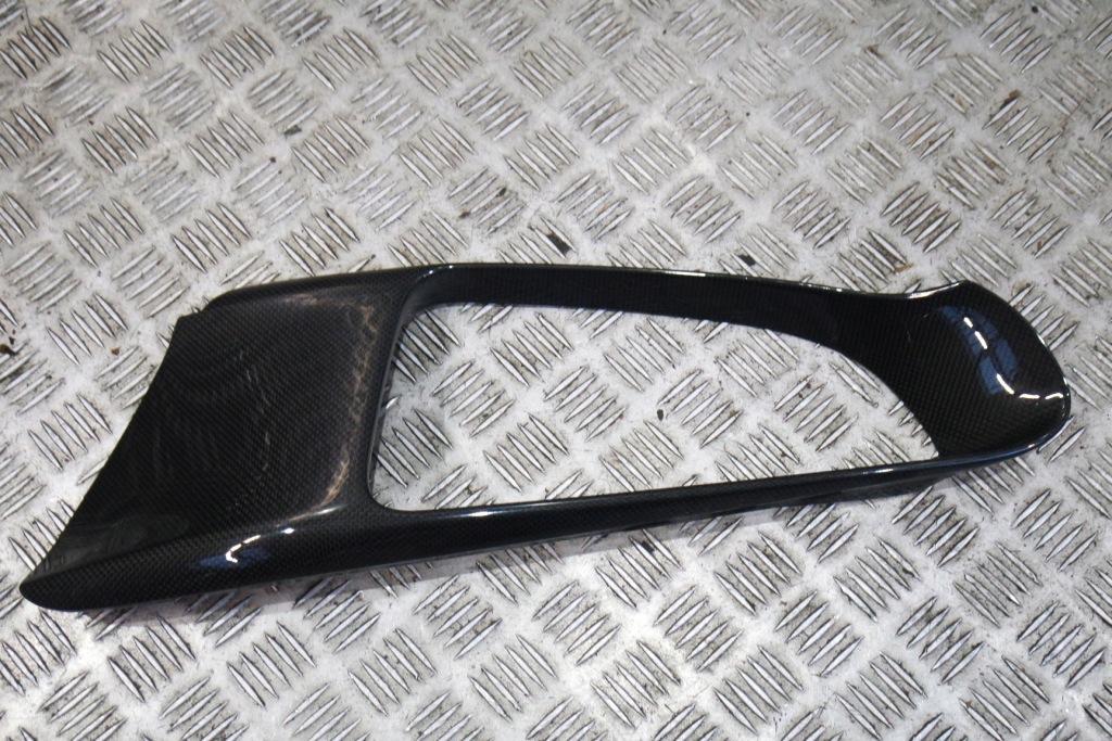 Купить Впуск защита интеркулер карбон правый ferrari 488 2