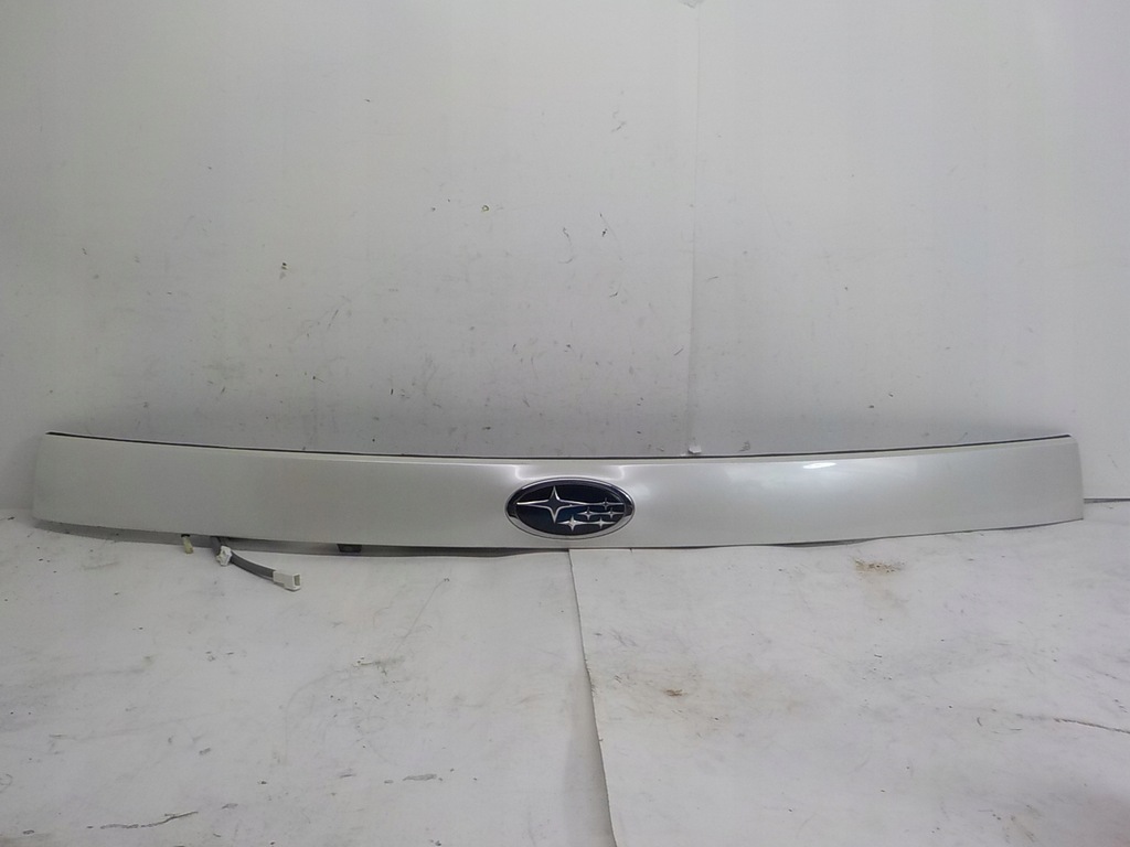 фото №1, Subaru forester ii sg lift накладка крышки молдинг камера кнопка keyless 37j