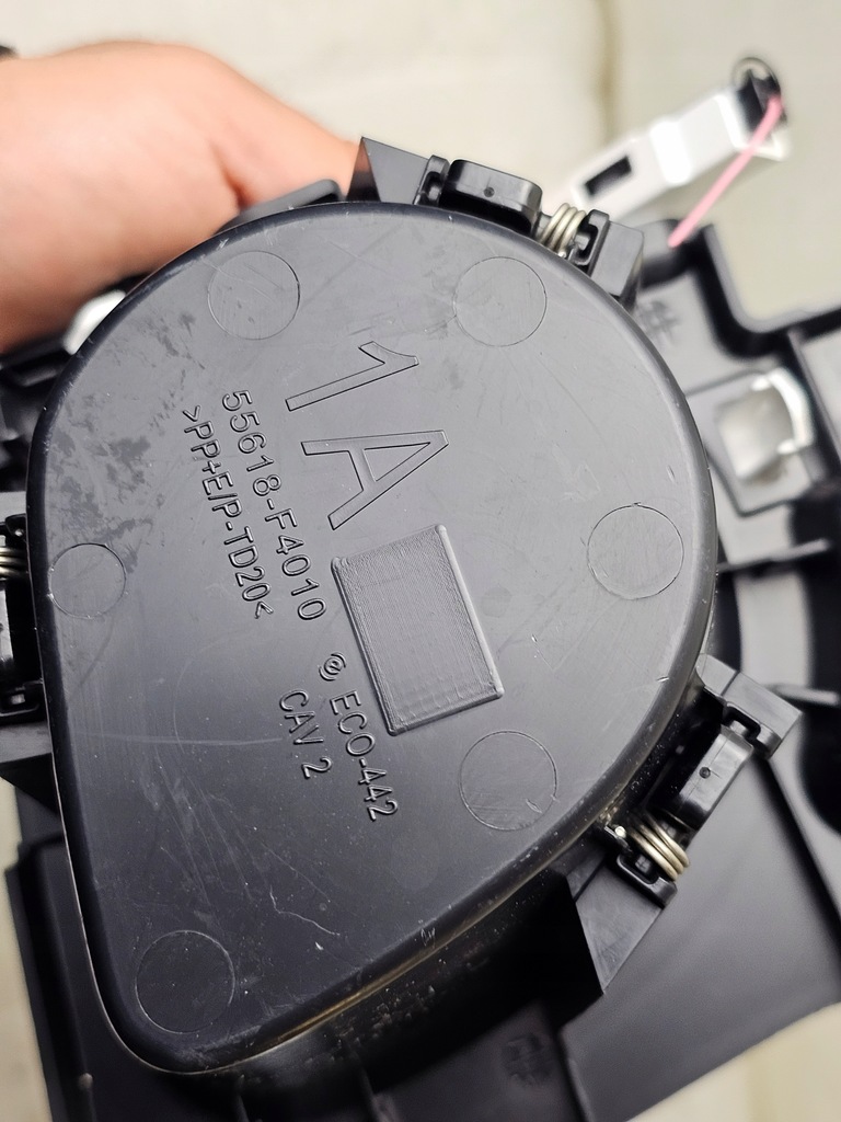 фото №8, Захист кронштейн na чашка напої cup тримач hyundai chr c-hr 55618-f4010