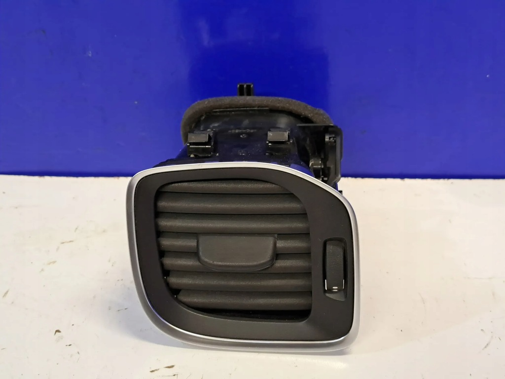 фото №1, Volvo s60 2015 решётки обдув