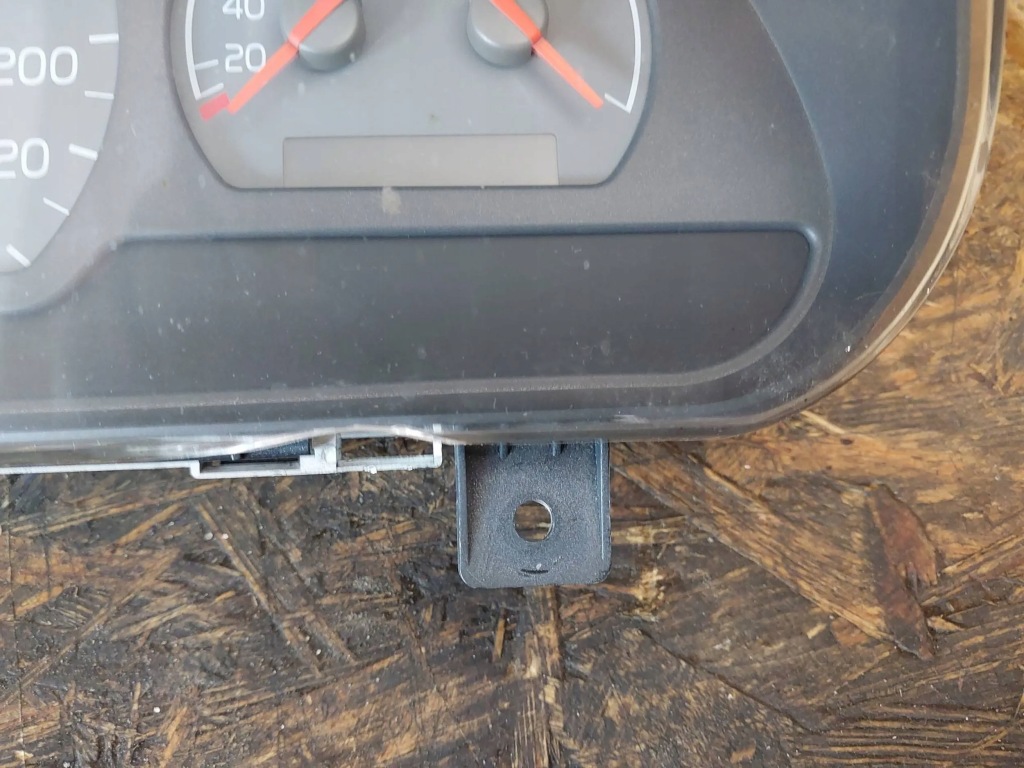 фото №10, Лічильник приладова панель volvo v40 2.0 30813197 30800600