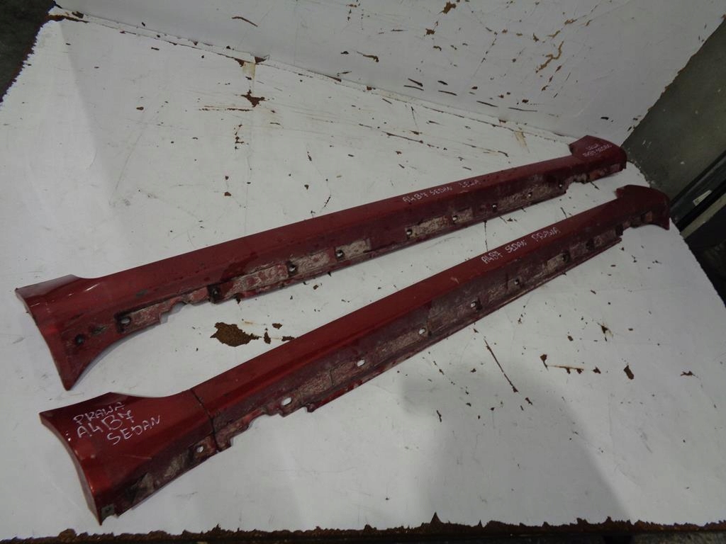 фото №1, Молдинг порог правая audi a4 b7 sedan