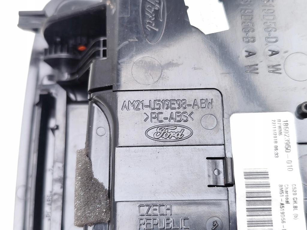 фото №7, Ford kuga бардачок na накладки на фари 2019 suv 4/5dr bm51-a519d56-ba 14-19 дизель