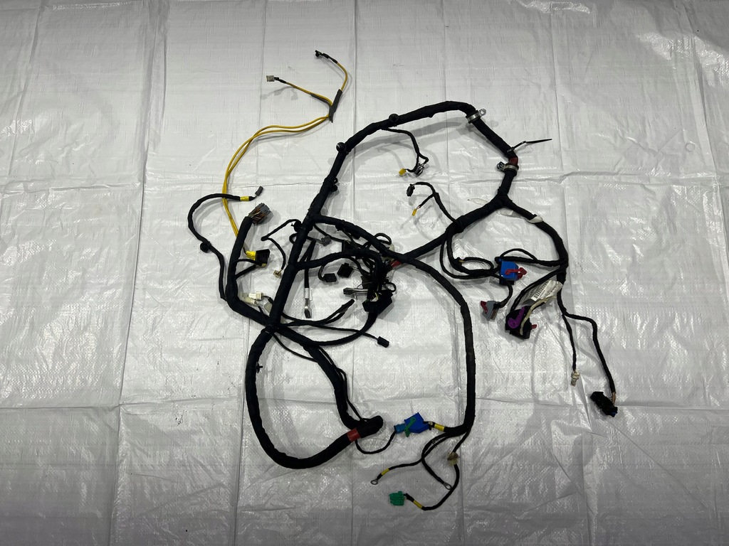 фото №6, Maserati granturismo електропроводка консолі