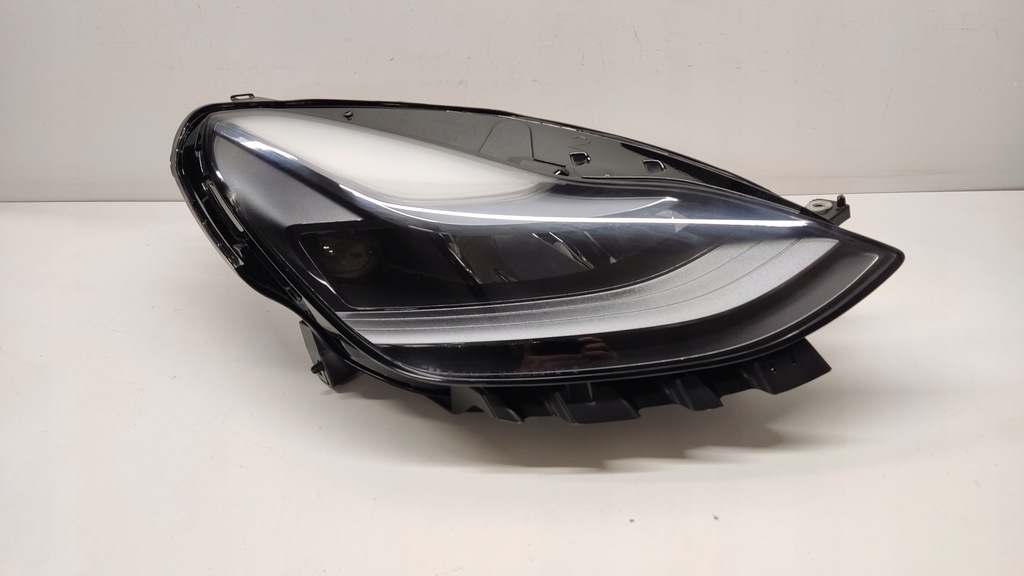 фото №1, Tesla 3 lift фара full led лампа правая