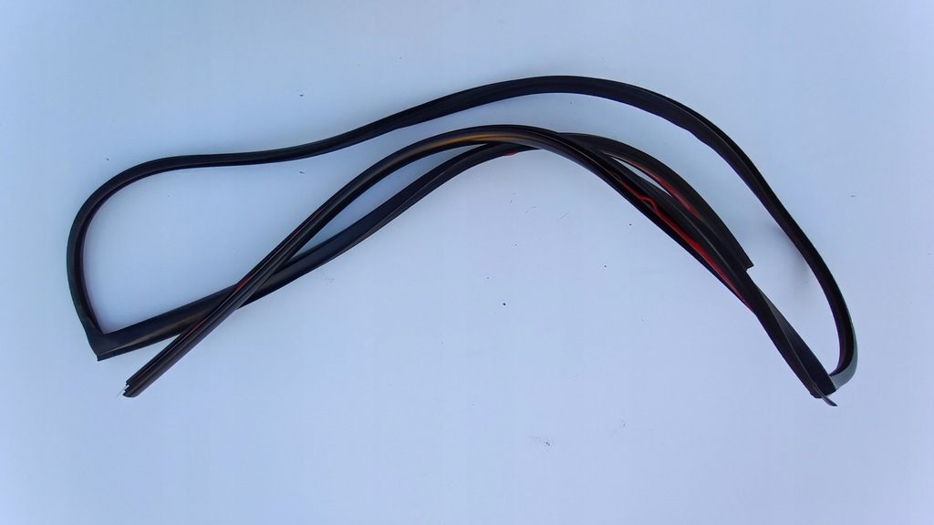 фото №7, Молдинг лобовое стекло передней toyota rav4 iv