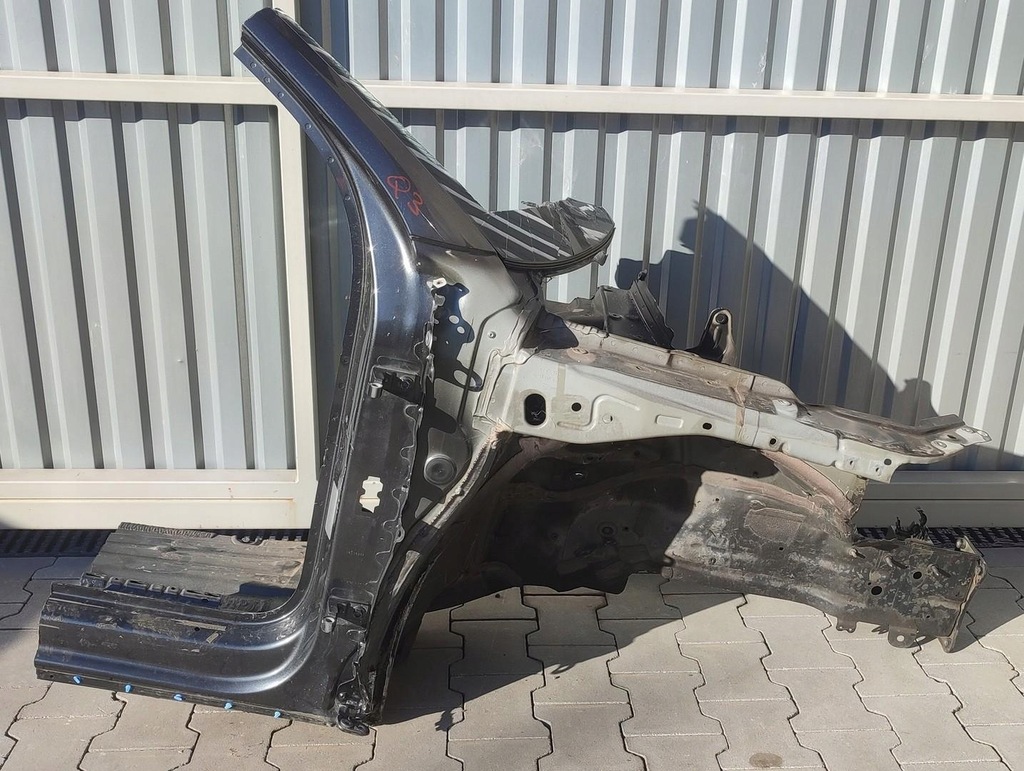 фото №1, Audi q3 83a четверть правый перед lz7s 2020