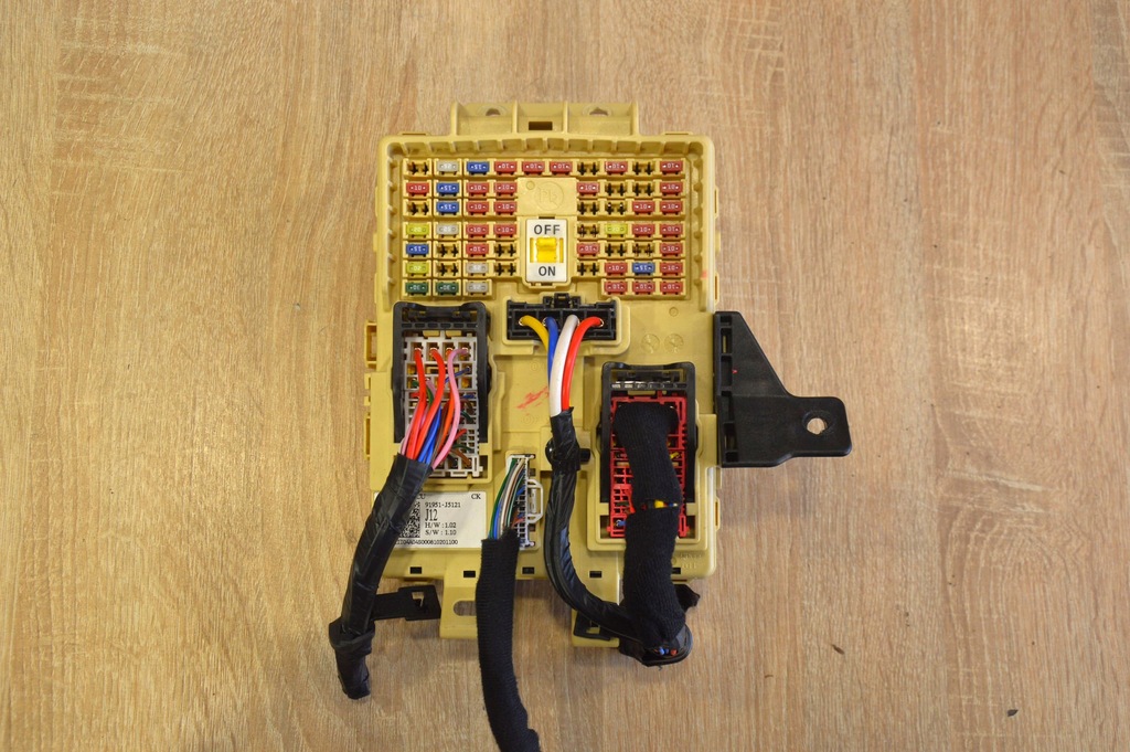 фото №1, Коробка предохранителей bsi kia stinger 2.2 crdi