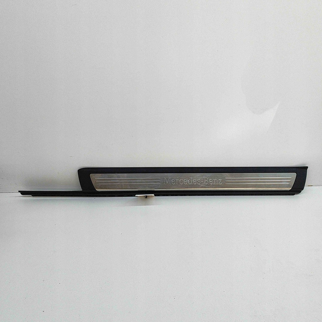фото №1, Передняя левая молдинг декоративная порог mercedes-benz slk r172 a1726800535
