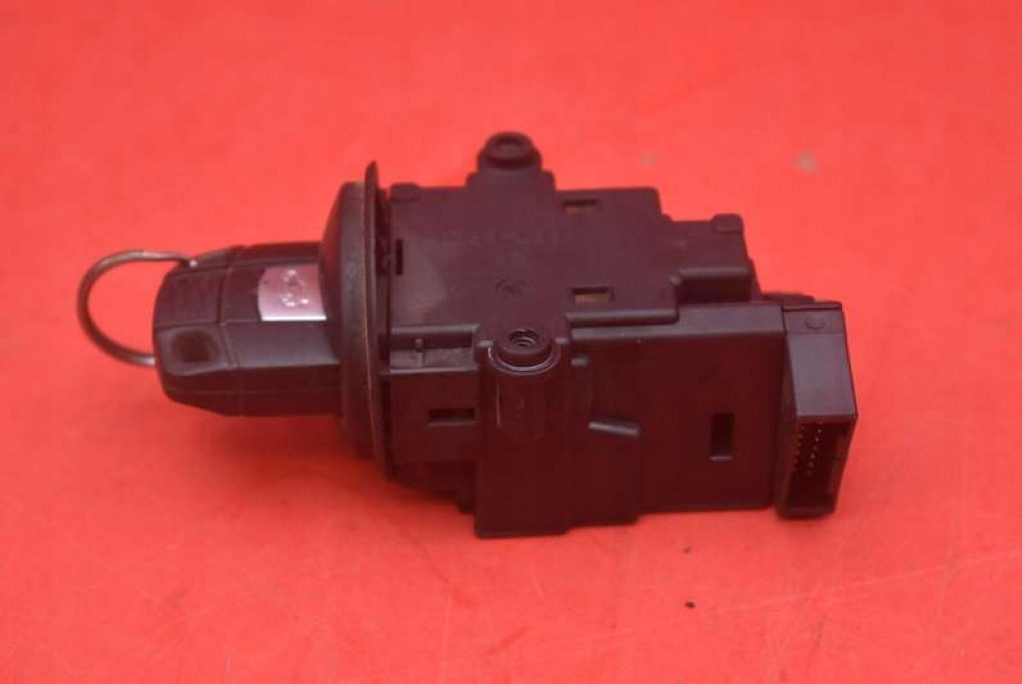 фото №8, Замок зажигания ключ кнопка 6954722-11 bmw e60 e61 3.0 d 235 km 03-07