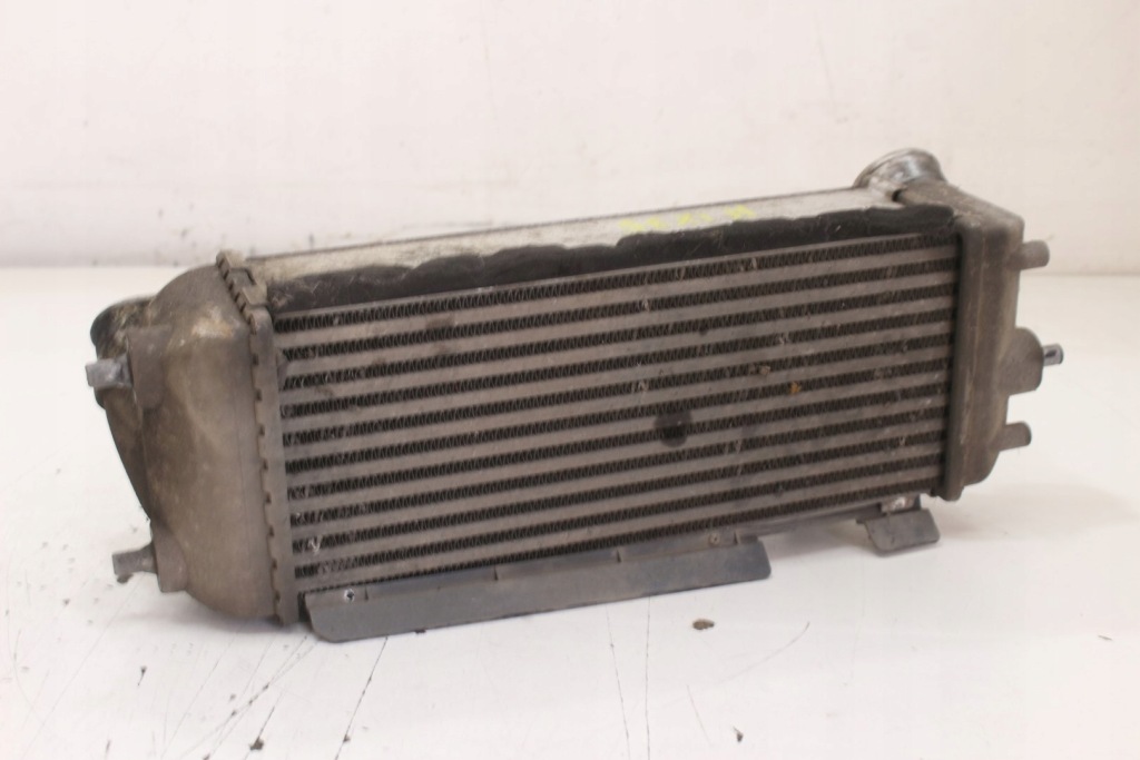 Купити Інтеркулер hyundai ix35 2.0 crdi 28270-2f450