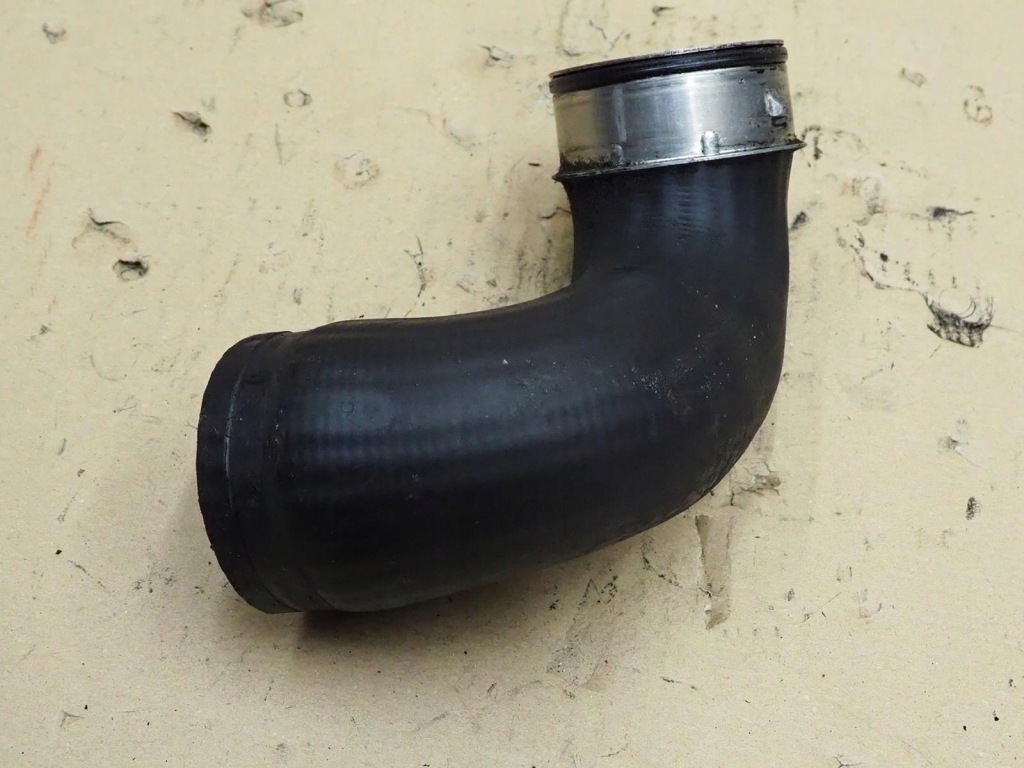 Mercedes w210 рестайлинг  2,2 cdi пабтрубок  шланг интеркулер Доставка