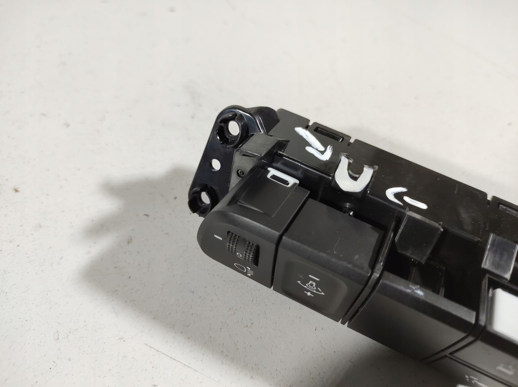 фото №5, Hyundai ioniq 17r- переключатель света 93700-g2550