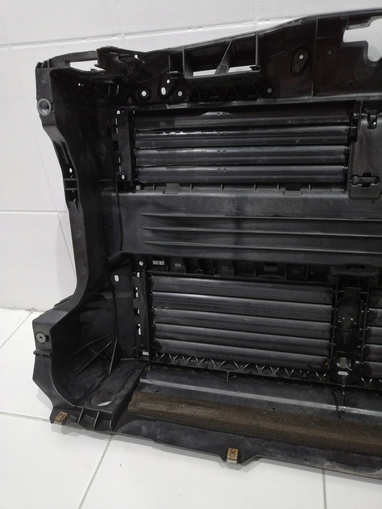 фото №9, Pas передний перед жалюзи воздуха ford focus mk4