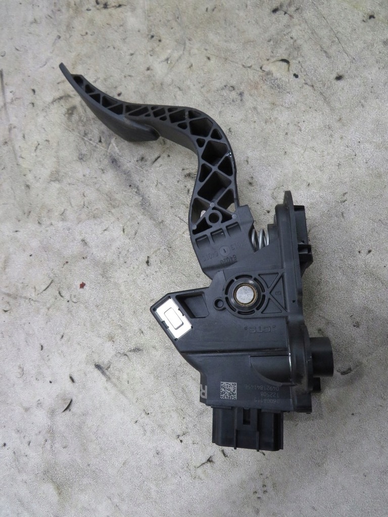 фото №1, Педаль газа потенциометр outlander iii 1600a115