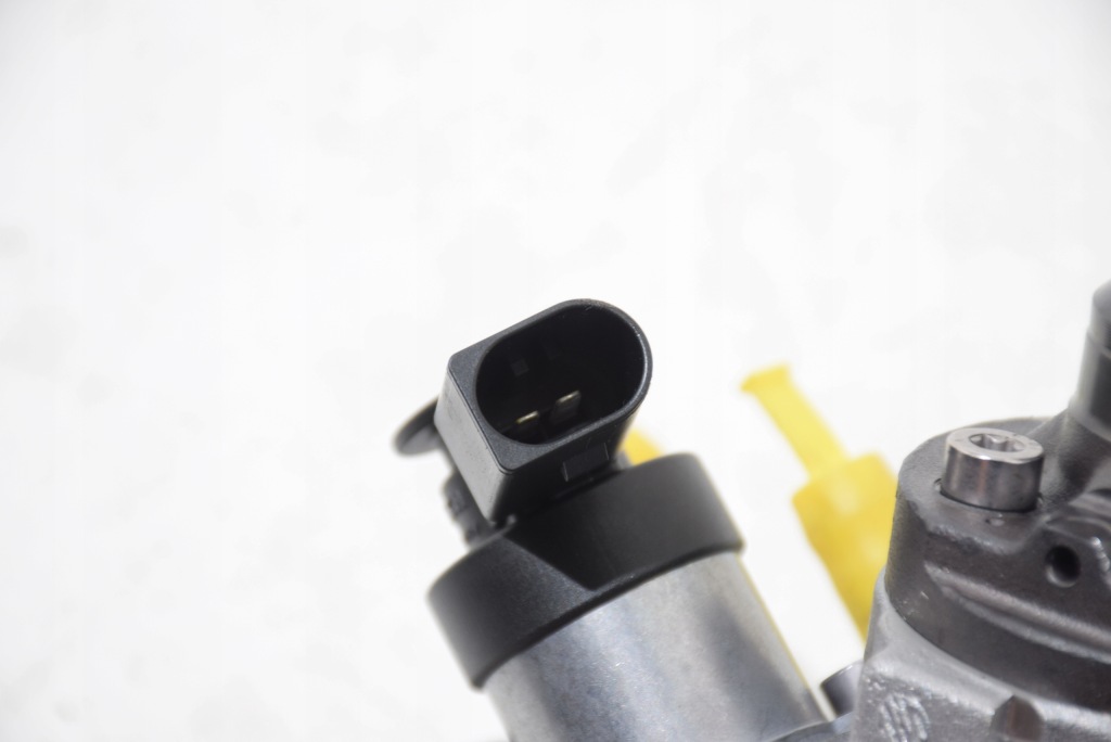 Bmw g60 g61 g70 g05 g06 g07 g45 b57d30b насос впрыскная wysokiego давления с Разборки