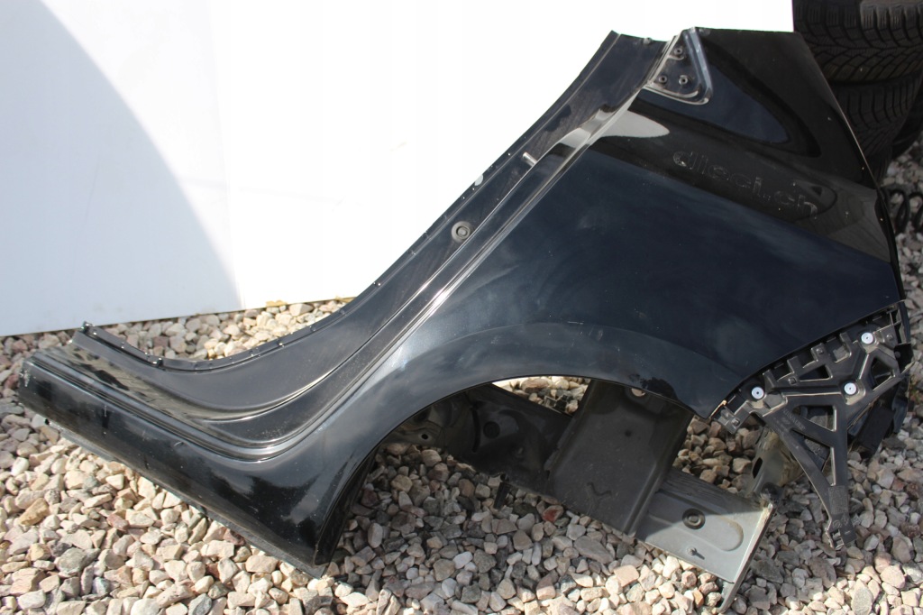 фото №1, Renault twingo iii lift четверть крыло левый задняя задняя tegne