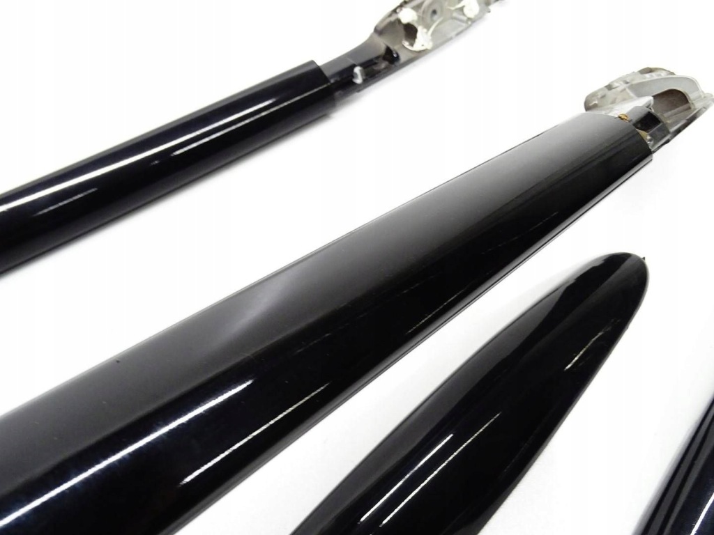 Рейлінги заглушки правий ліве комплект infiniti fx30d в Україні