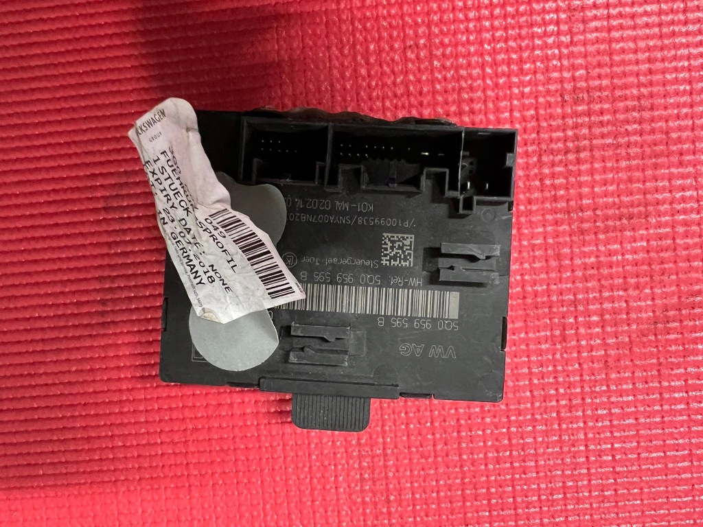 фото №1, Vw passat b8 модуль дверь 5q0959595b