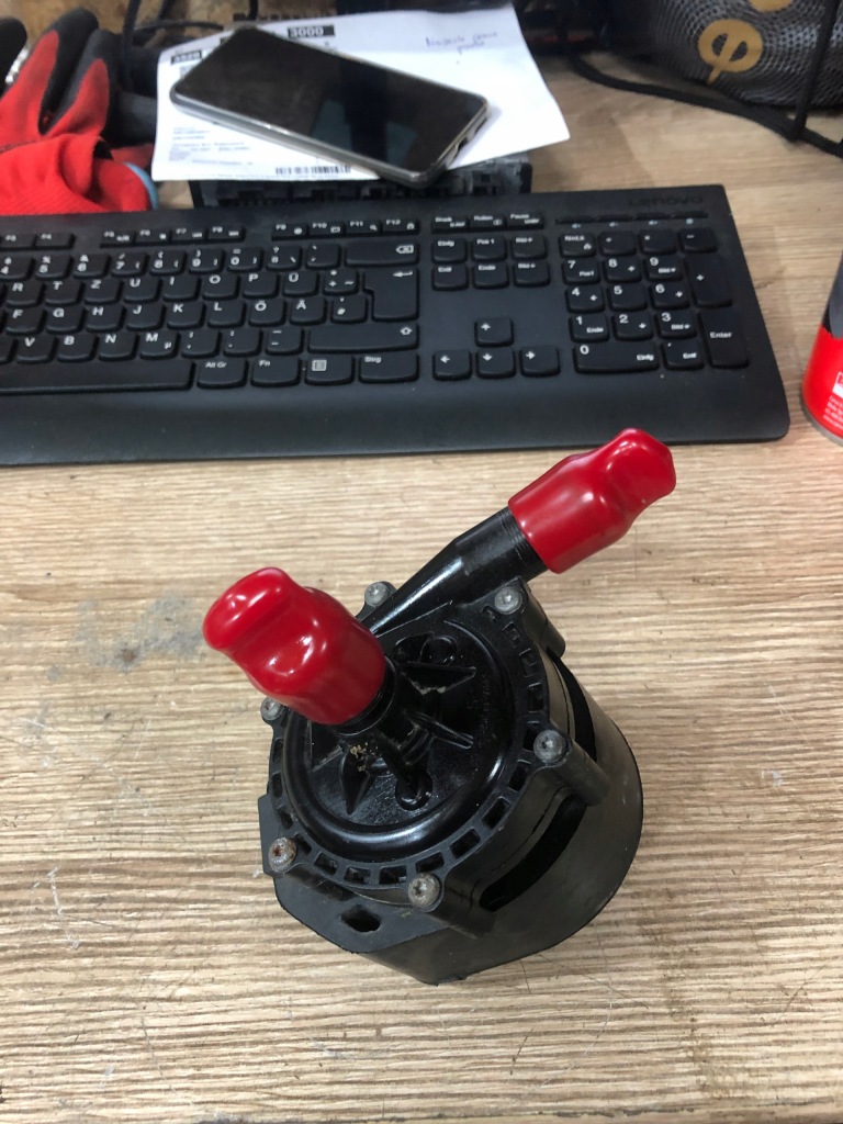 фото №7, Насос воды tesla model x 1037328