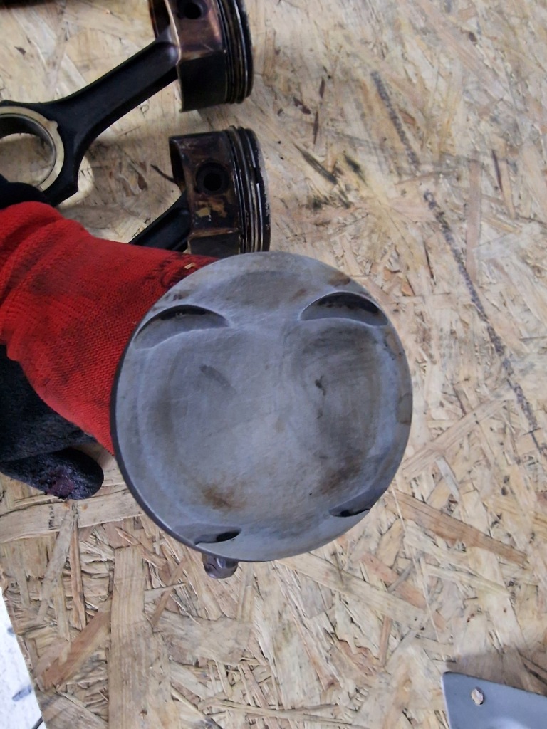 фото №10, Поршень mercedes w203 w204 w211 slk r171 clk w209 1.8 компрессор