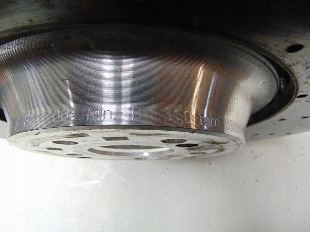 Тормозные диски тормозные задний  mercedes w214 amg a2144210700 Киев