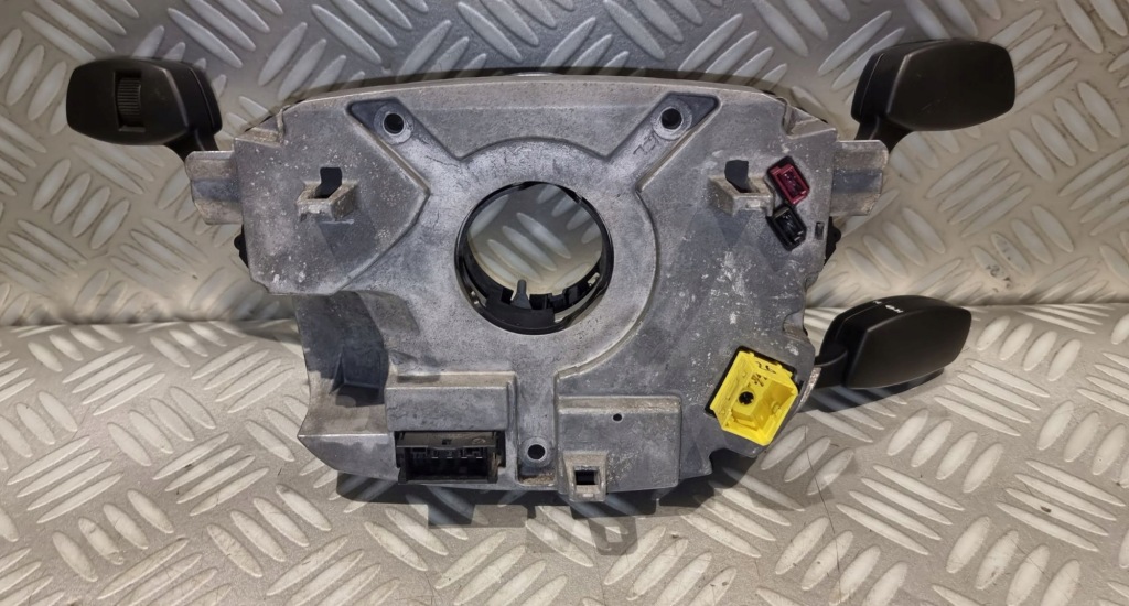 Bmw 5 e60 e61 e63 перемикачі стрічка датчик kąta повороту active кермо 6952980 Доставка