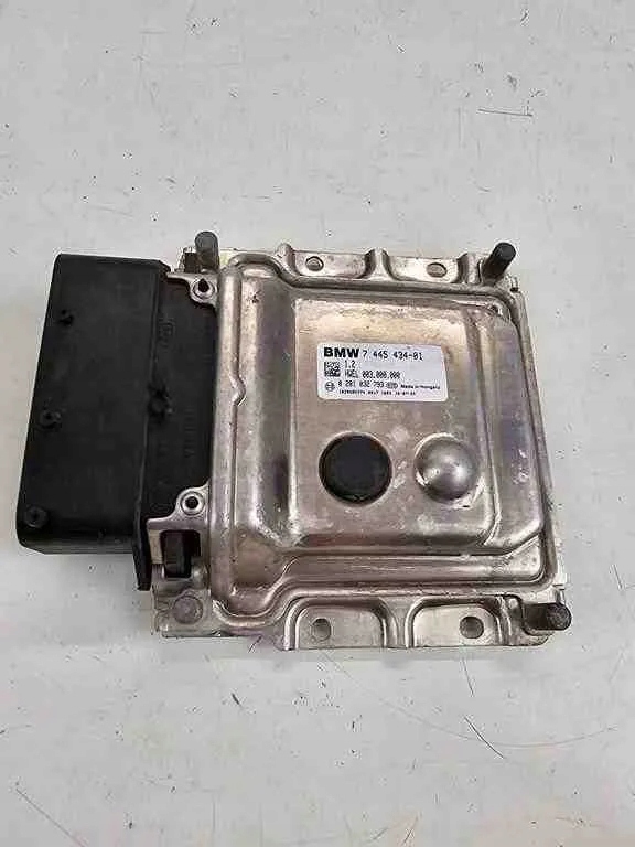 Купить Bmw x5 f15 2015 блок управляющий adblue 0281032793