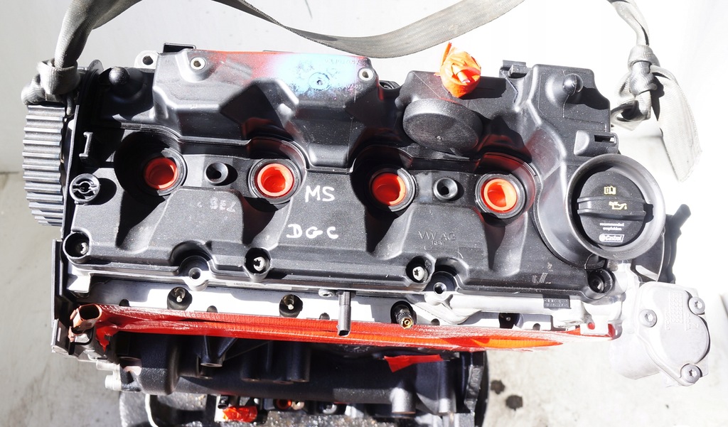 фото №4, Двигатель двигатель vw golf vii t-roc passat 2,0 tdi dgc