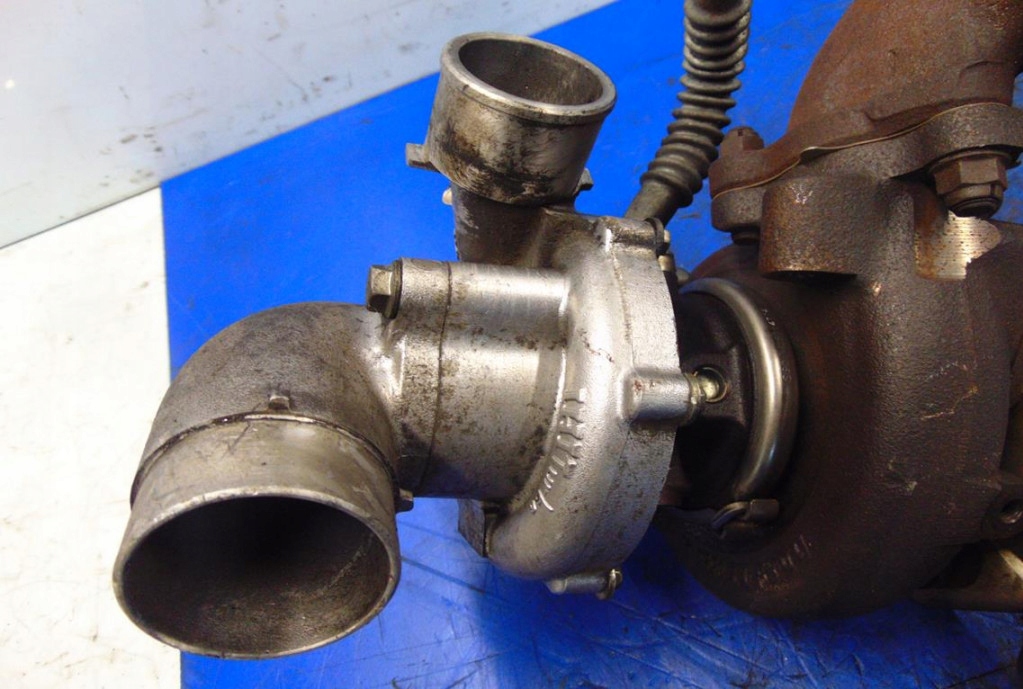 фото №8, Toyota rav4 iii 2.2d4wd турбина 17201-0r020