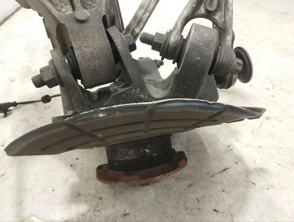 фото №9, Maserati levante 2017 поворотний кулак колеса заднього