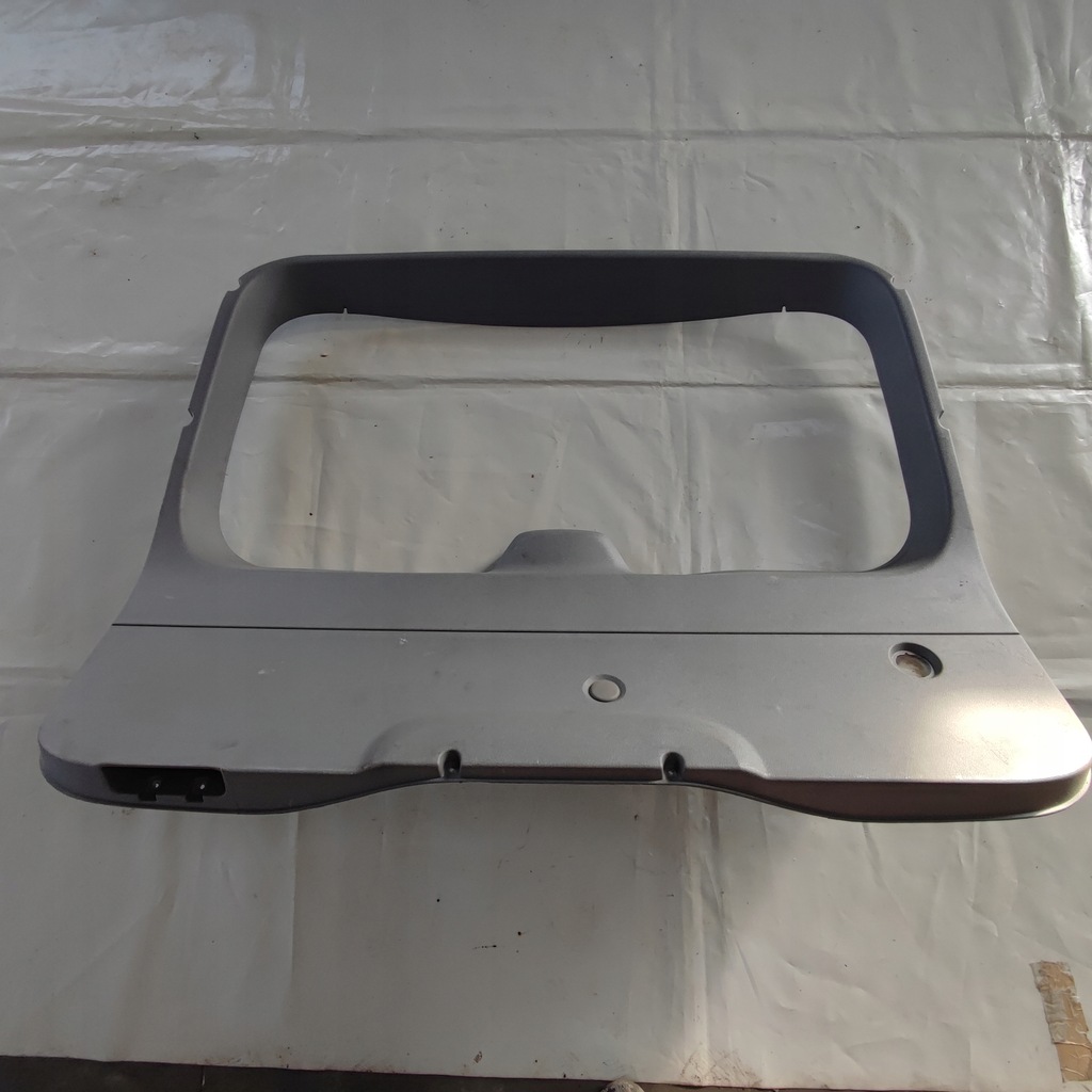 фото №1, Jeep grand cherokee wk обивка крышки багажника