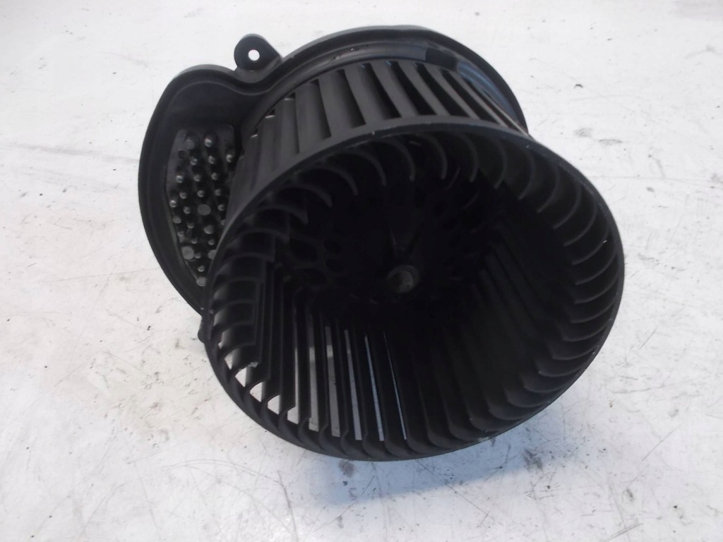 Купить Воздуходувка обдув вентилятор середина renault talisman