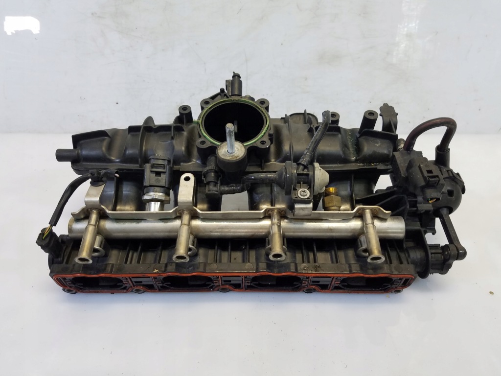 фото №1, Коллектор всасывающий audi a5 8t 2.0 tfsi 06133185