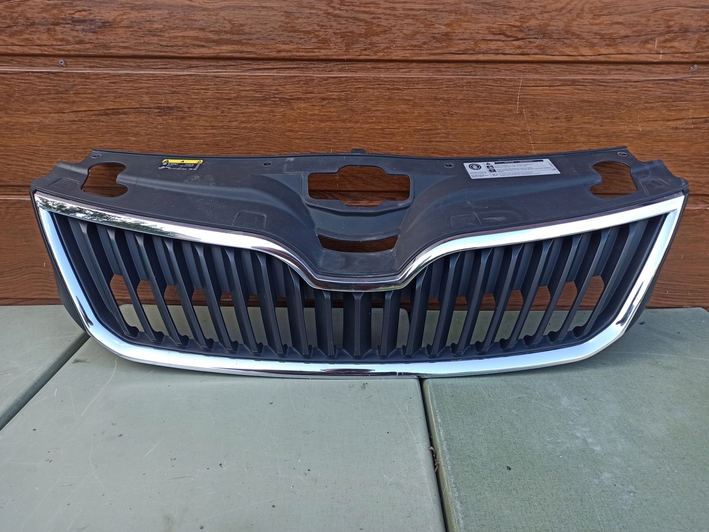 фото №1, Решітка радіатора решітка радіатора хром skoda rapid 5ja853668 org 2012-