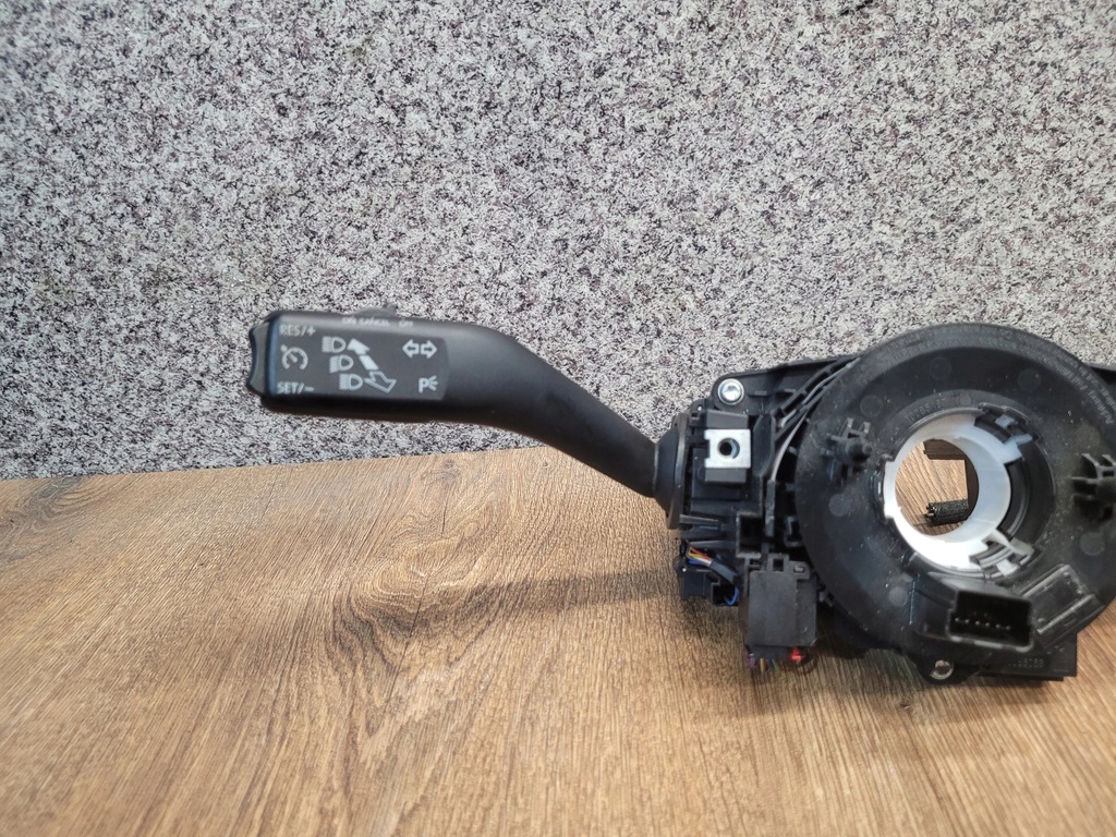 фото №3, Skoda rapid перемикачі стрічка 6ra953501k