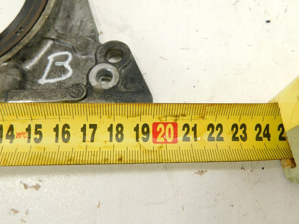 фото №8, Корпус ущільнювач вала nissan navara 2.5 dci