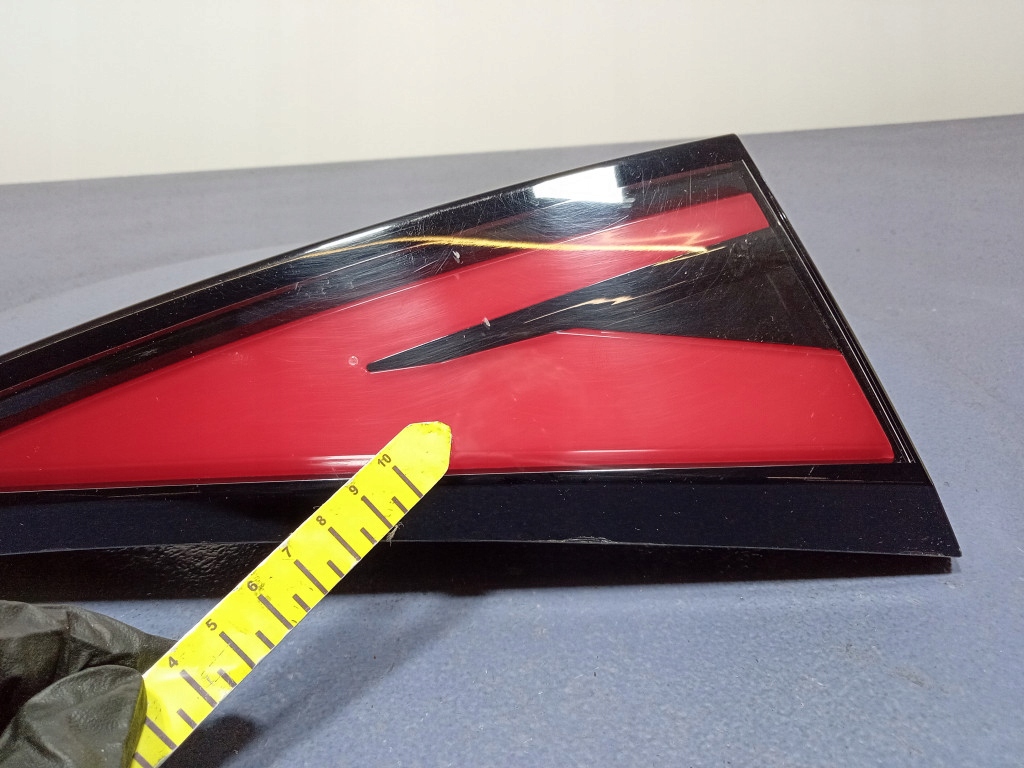 фото №7, Kia sportage v лампа задняя правая задняя внутренняя 92404r2000