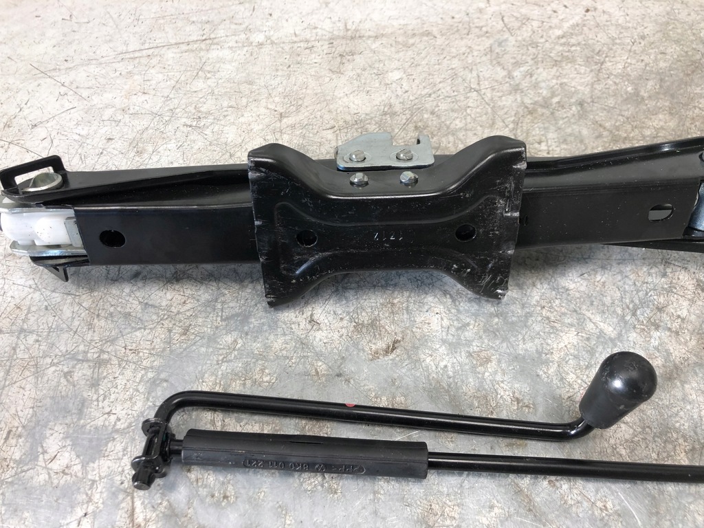 фото №5, Набір домкрат інструменти audi a4 b8 8k0011031g