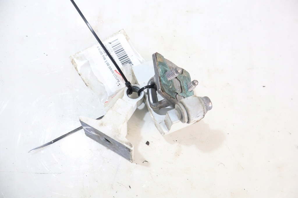 фото №1, Петли дверь левый задняя bmw 6 640d f06