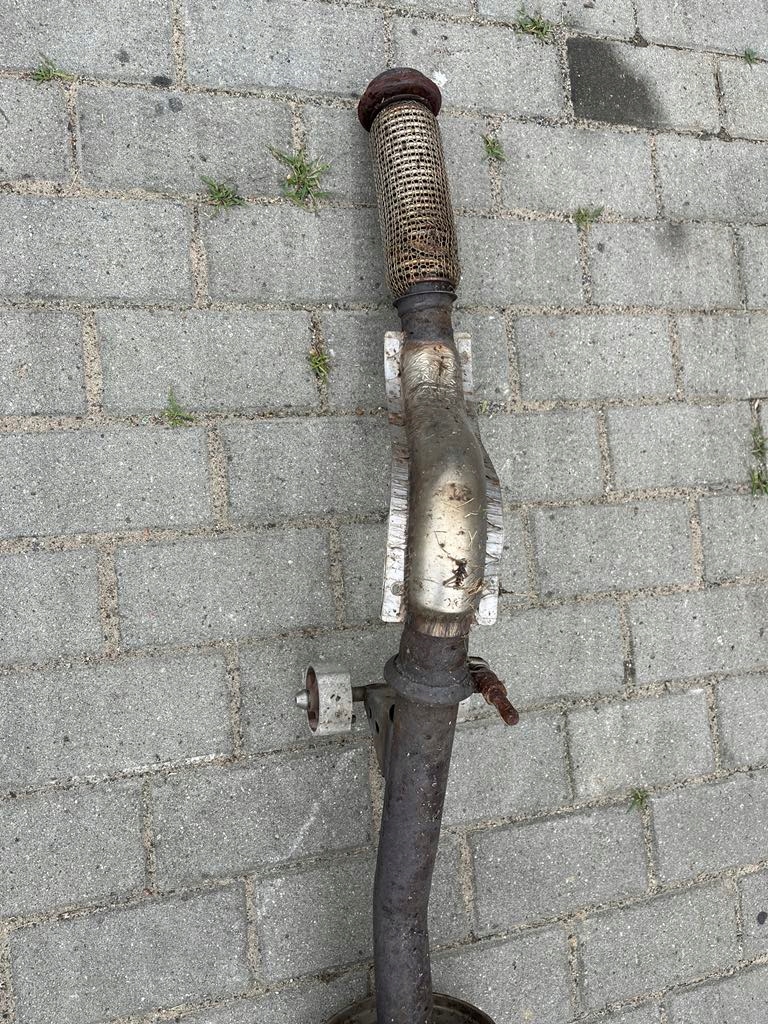 фото №4, Citroen c5 aircross 1.6 thp гаситель выхлоп конечный