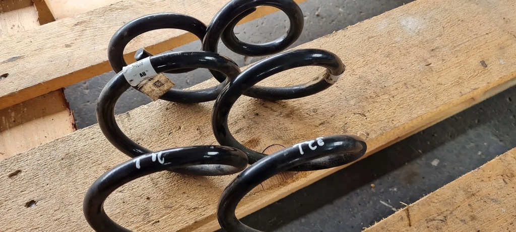 фото №7, A5 8w пружина пружины задняя задние 2.0 tfsi 2x 8w0511115el a4 b9 8w