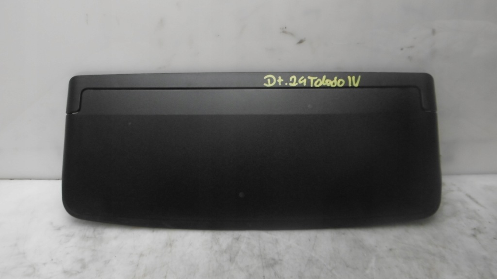 фото №1, Накладка свет стоп крышки seat toledo iv 4 2012r-