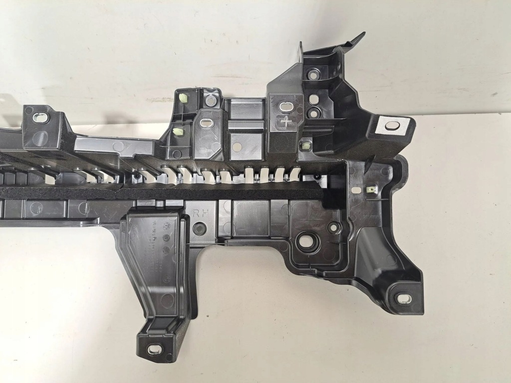 Купити Підпора праве bmw xm 9873644