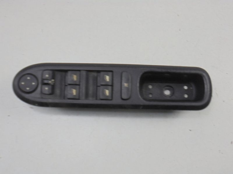фото №7, Peugeot 407 вимикач вікон перед лівий 96468704xt