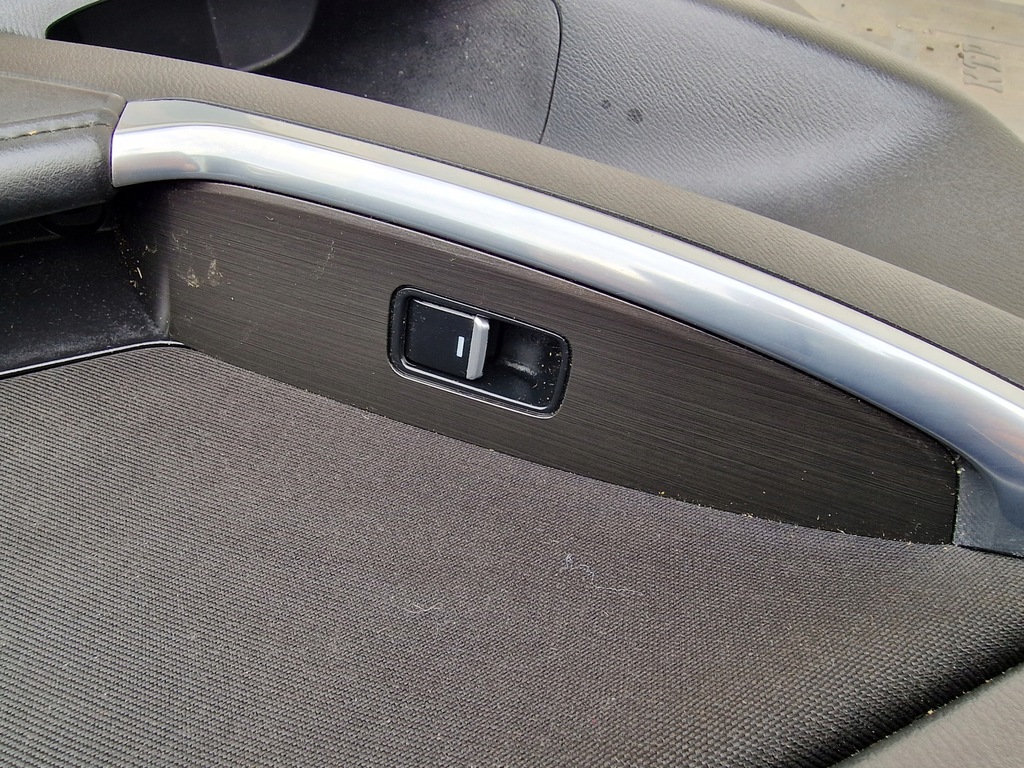 фото №9, Обшивка оббивка двері правий задня mazda cx-5 cx5